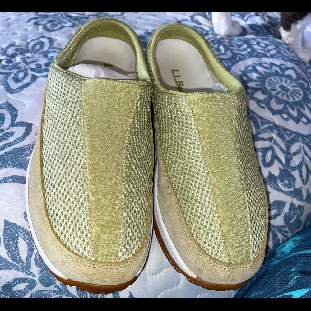 Mule shoes